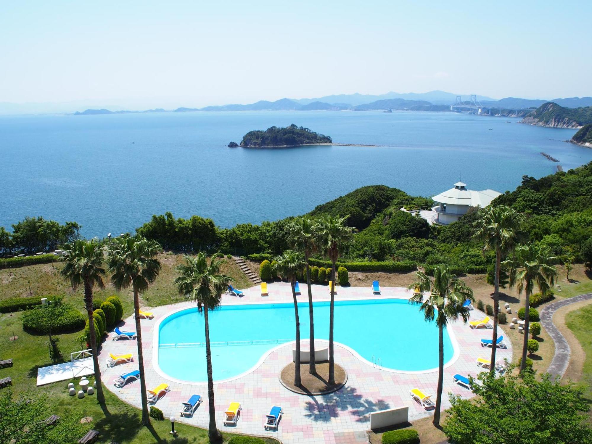 Grand Mercure Awaji Island Resort & Spa Minamiawaji Exteriör bild