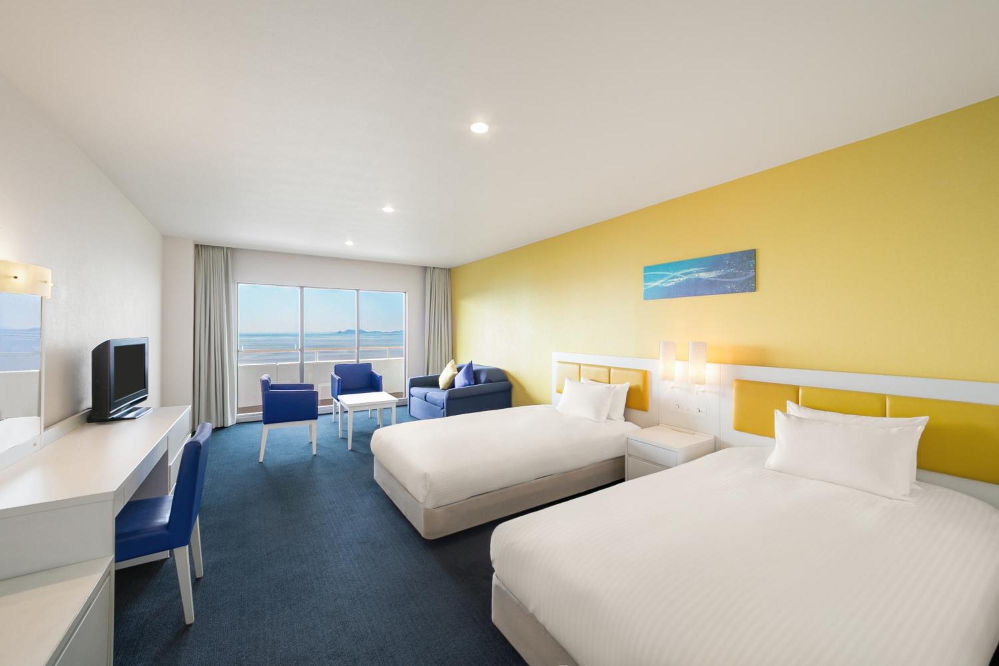 Grand Mercure Awaji Island Resort & Spa Minamiawaji Exteriör bild
