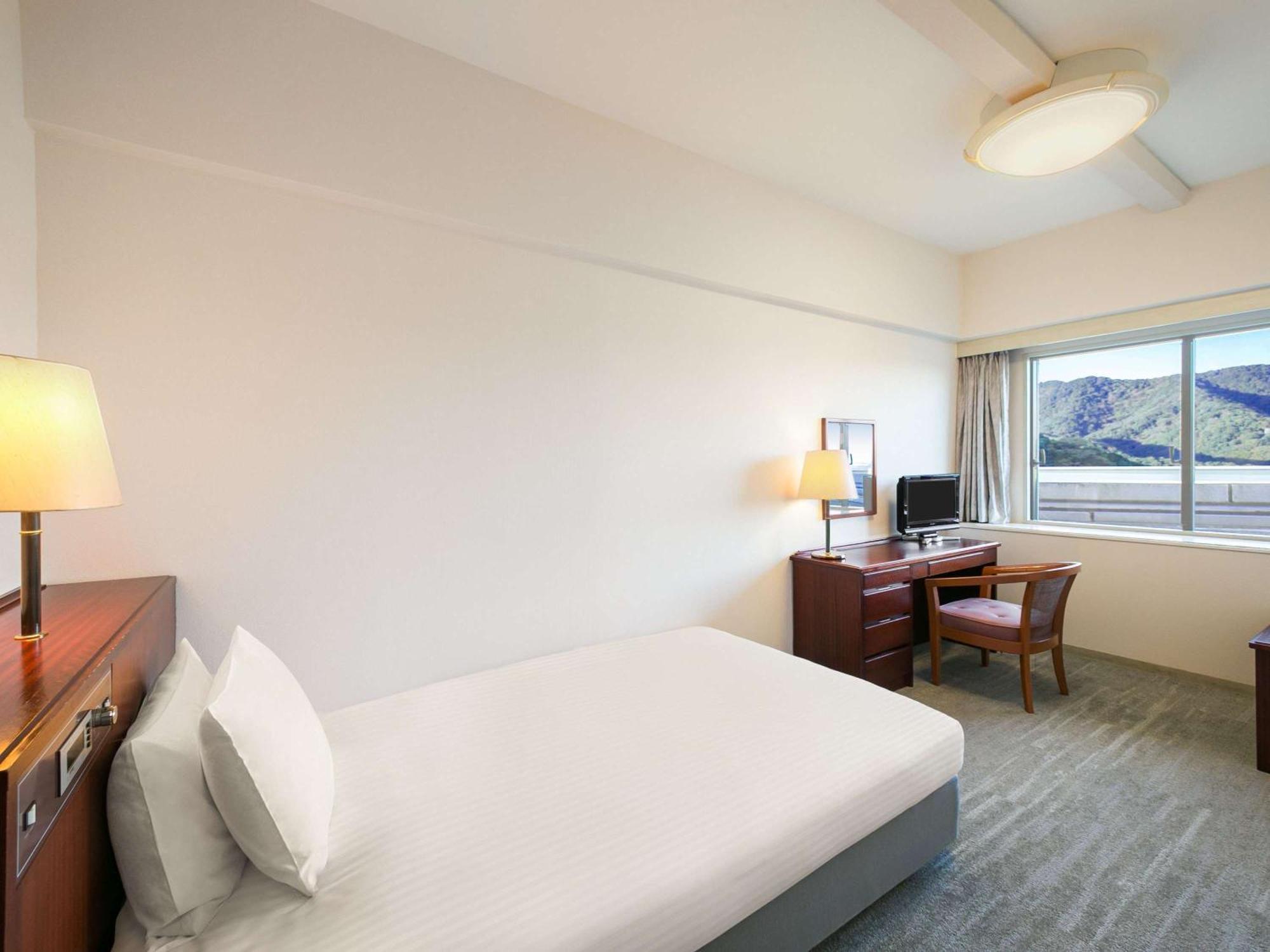 Grand Mercure Awaji Island Resort & Spa Minamiawaji Exteriör bild