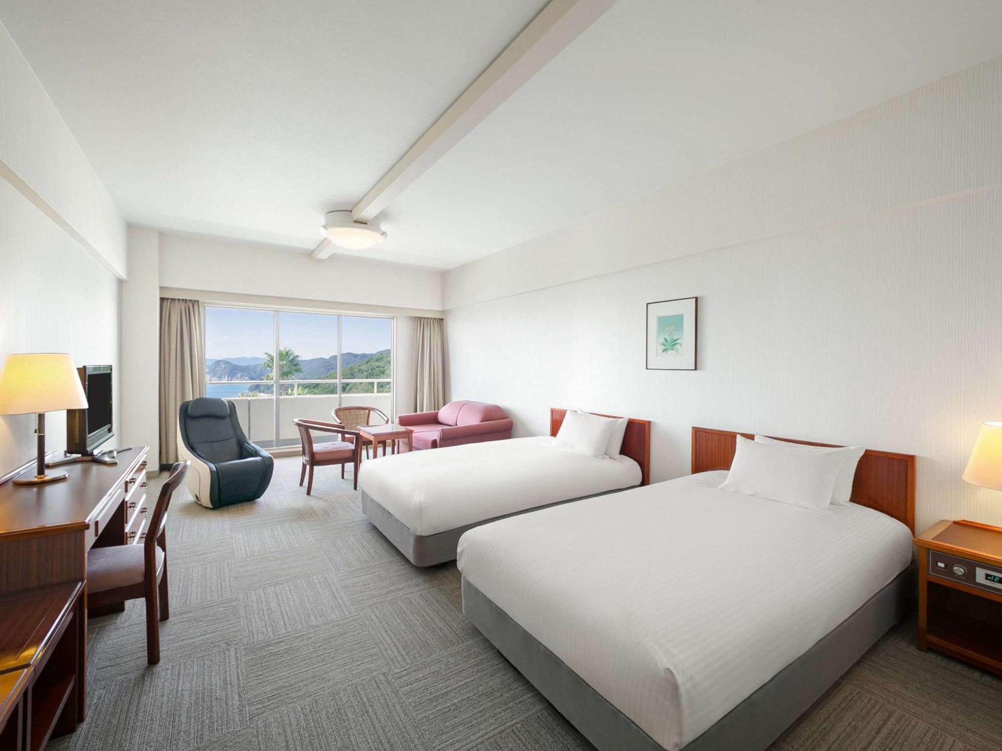 Grand Mercure Awaji Island Resort & Spa Minamiawaji Exteriör bild