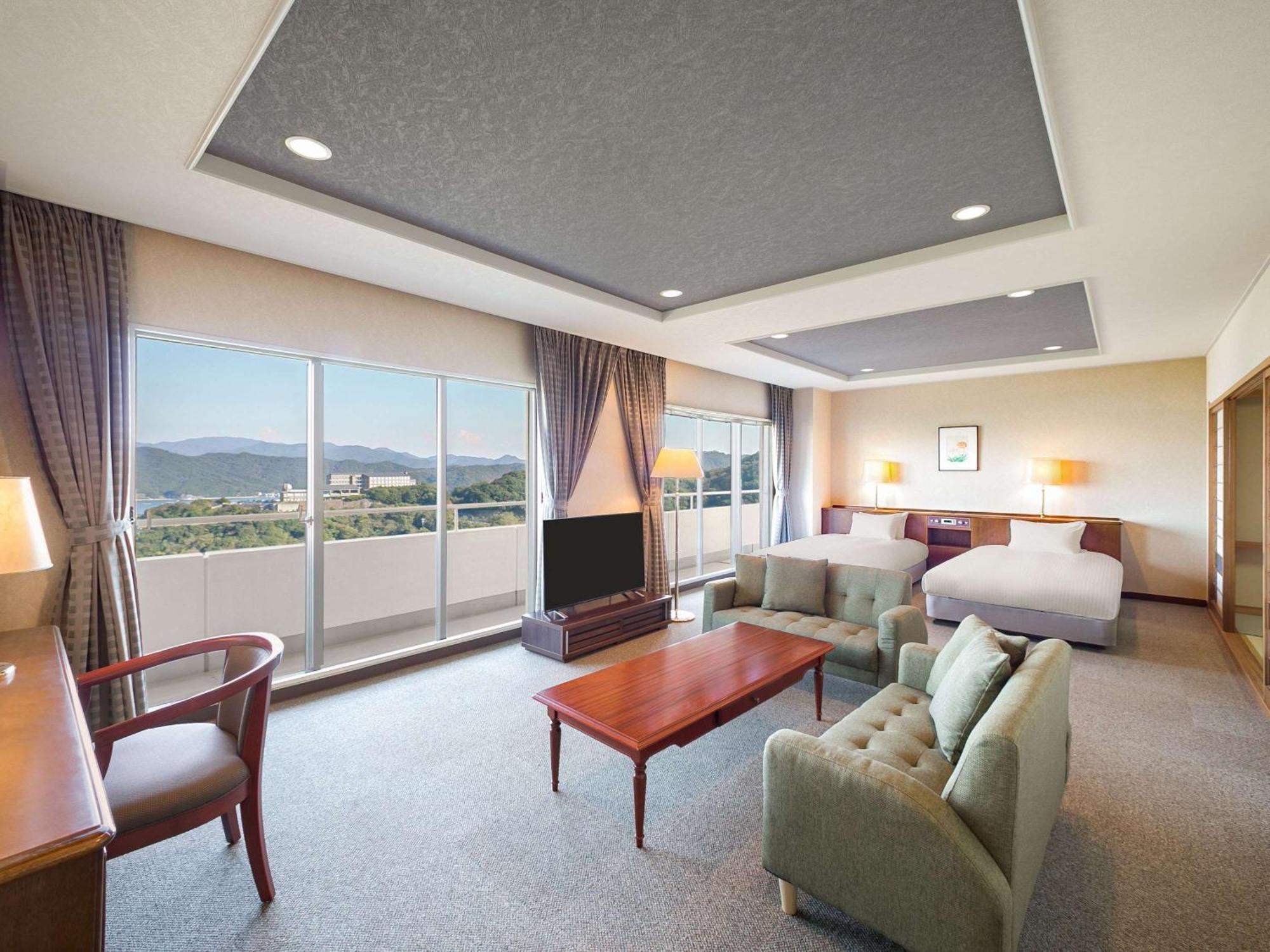Grand Mercure Awaji Island Resort & Spa Minamiawaji Exteriör bild